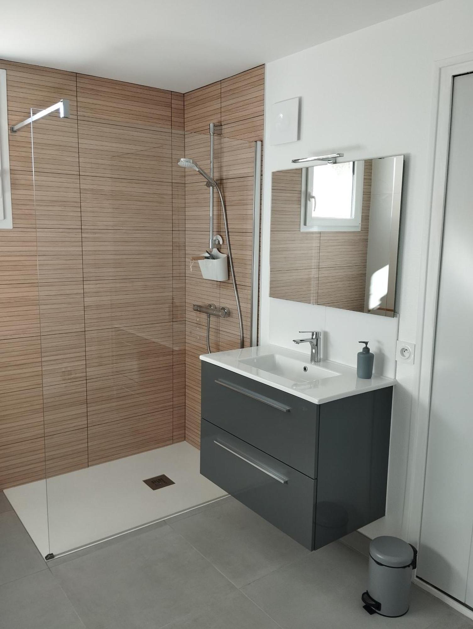 Maison Au Calme Avec Vue Etang Clesse  Экстерьер фото